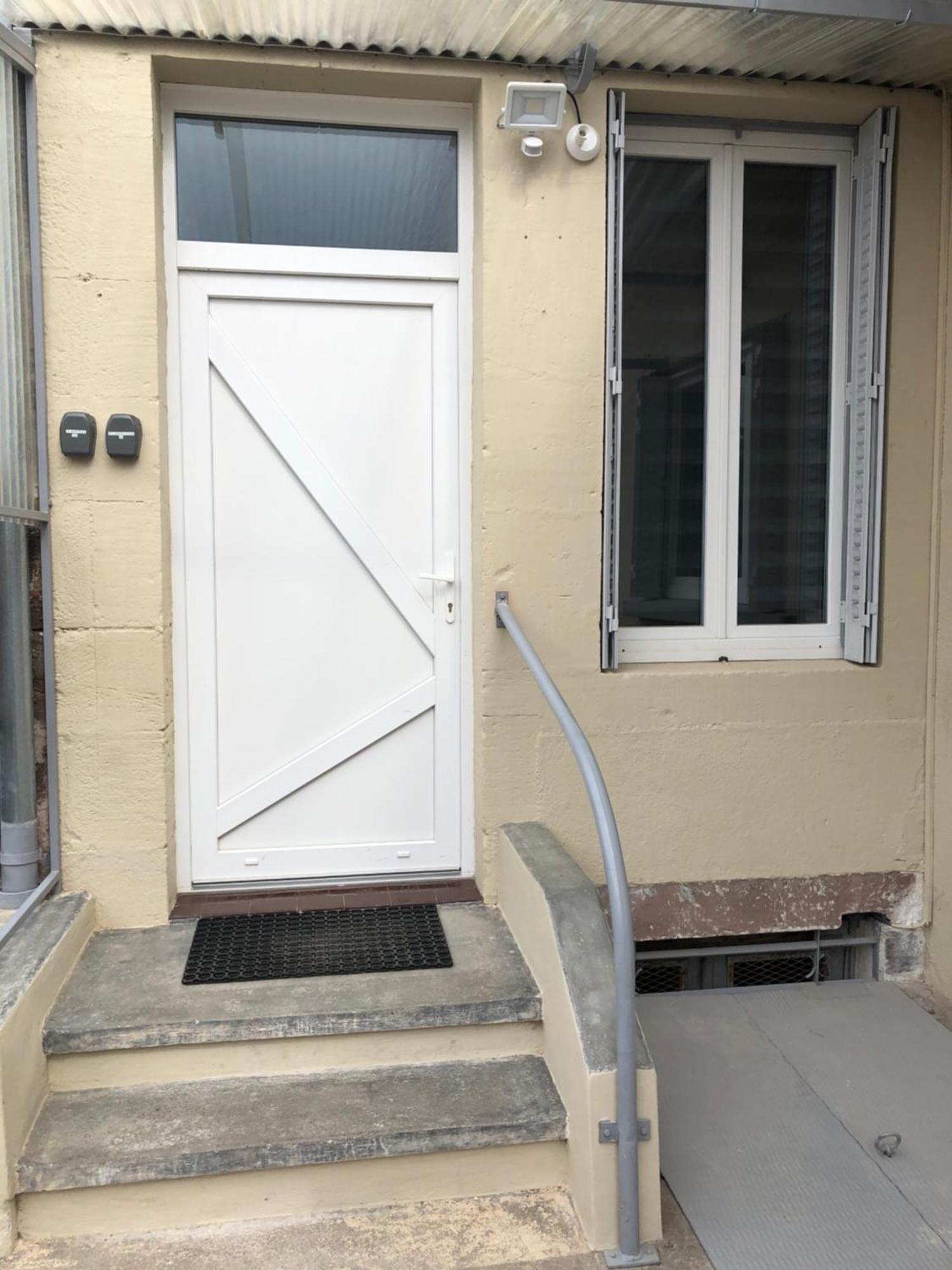 Apartamento Meubles Deco Fab - Plancha Luxeuil-les-Bains Exterior foto